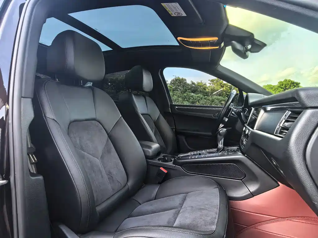 Porsche Macan — миниатюра 5