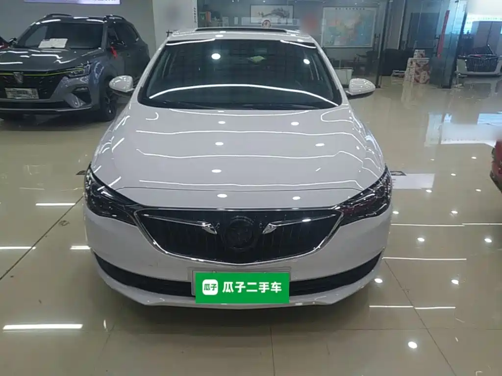 Buick Excelle — миниатюра 3