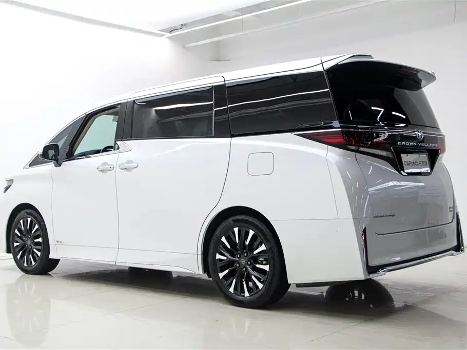 Toyota Vellfire 2024 2.5L Executive