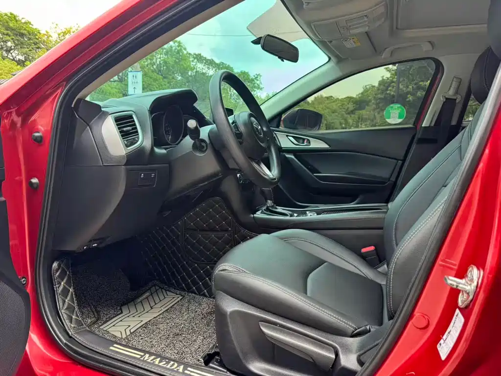 Mazda 3 Axela — миниатюра 10