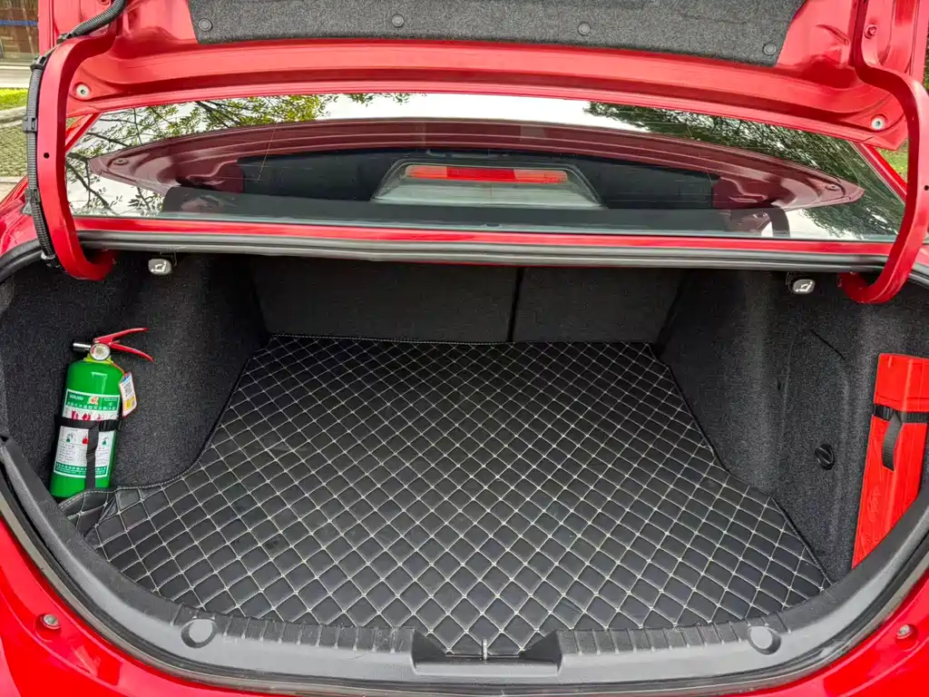 Mazda 3 Axela — миниатюра 18