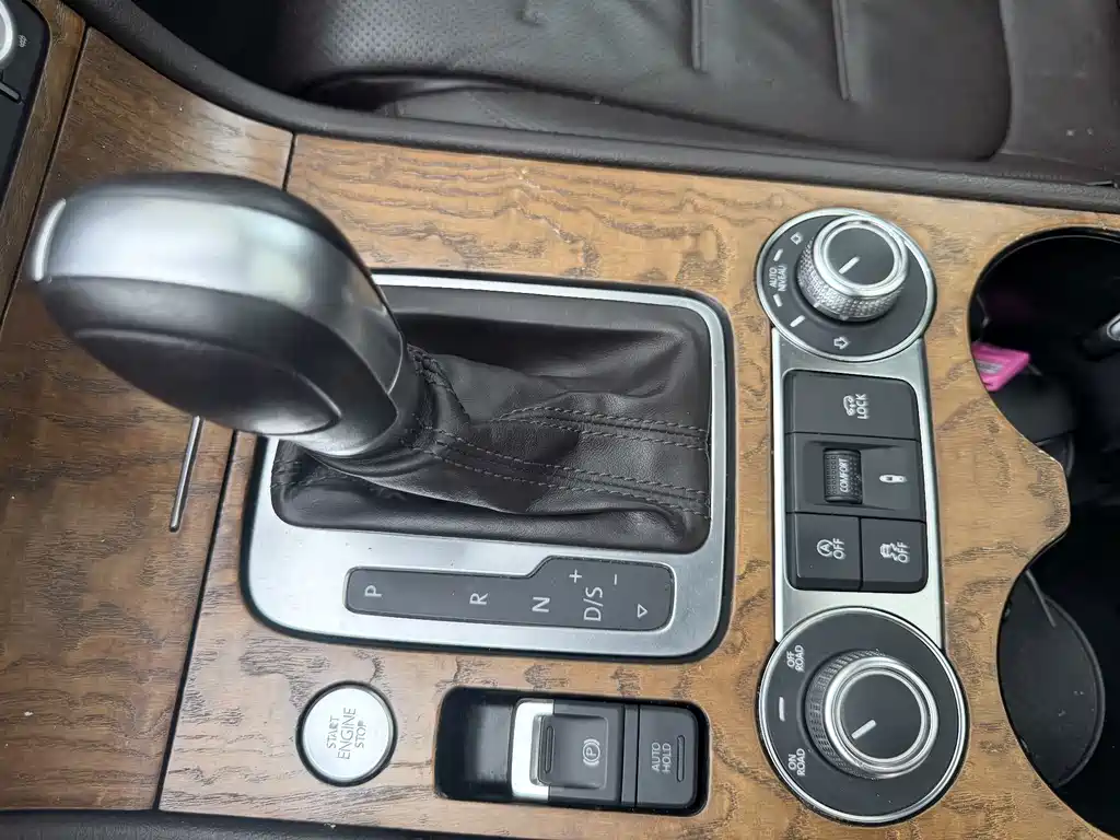 Volkswagen Touareg — миниатюра 16