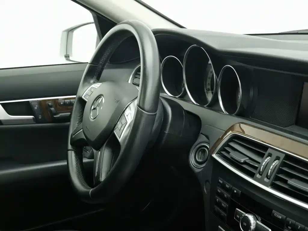 Mercedes-Benz C-Class — миниатюра 22
