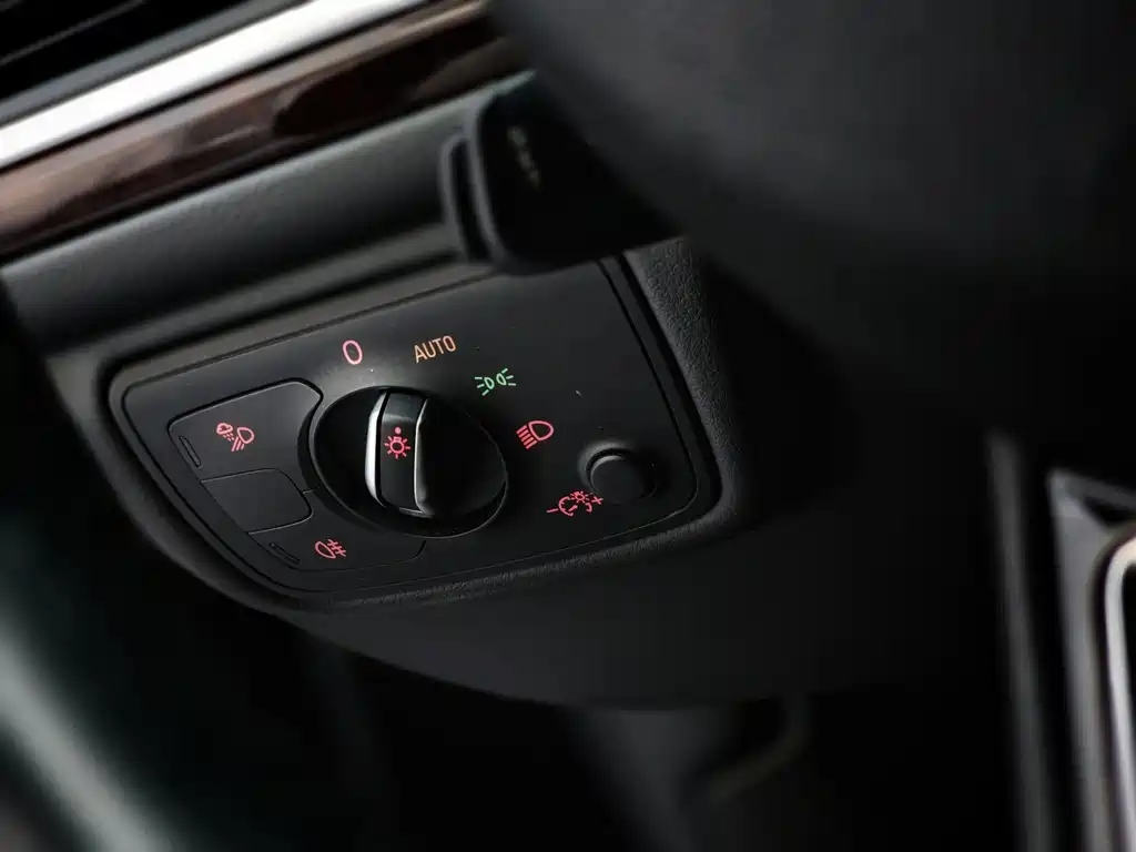 Audi A6L — миниатюра 18