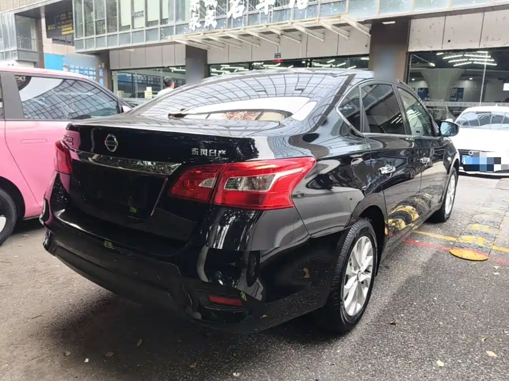 Nissan Sylphy — миниатюра 7