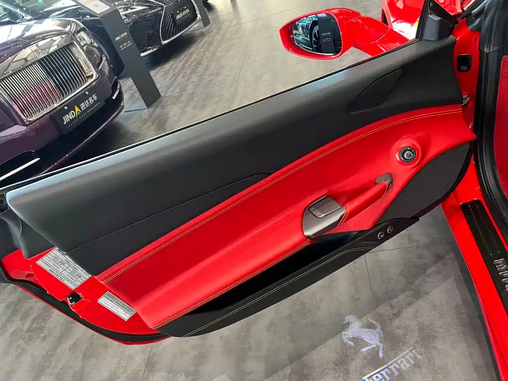 Ferrari 488 — миниатюра 4