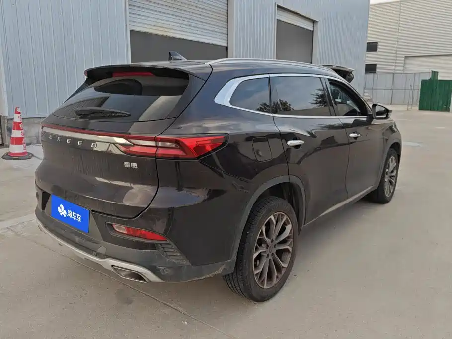 Exeed Lingyun — миниатюра 3