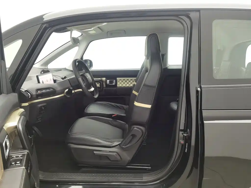 Baojun KiWi EV — миниатюра 10