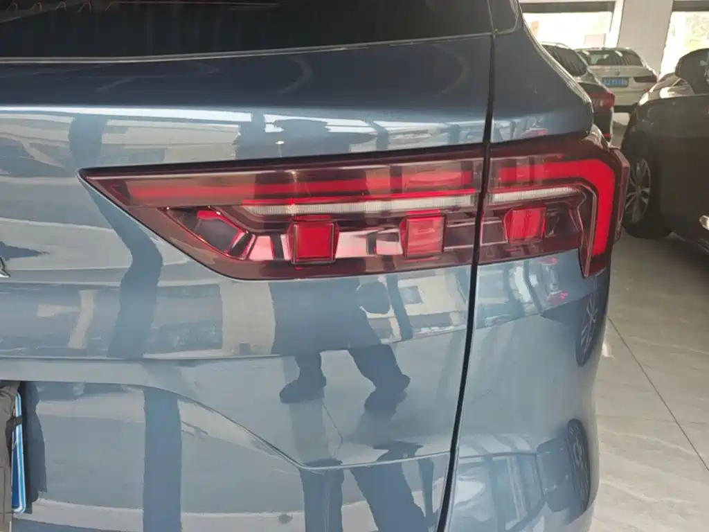 Ford Equator Sport — миниатюра 8