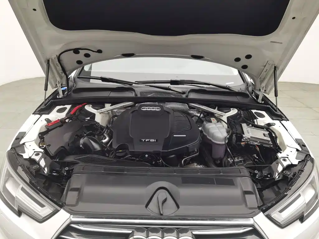 Audi A4L — миниатюра 6