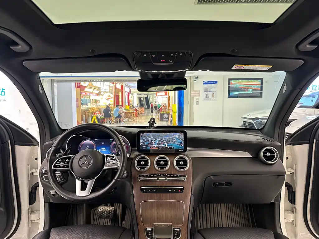 Mercedes-Benz GLC — миниатюра 21