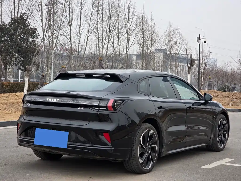 ZEEKR EXTREME KRYPTON 001
