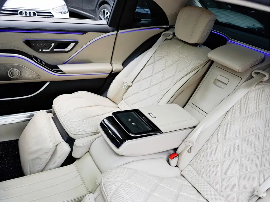 Mercedes-Benz S-Class — миниатюра 12