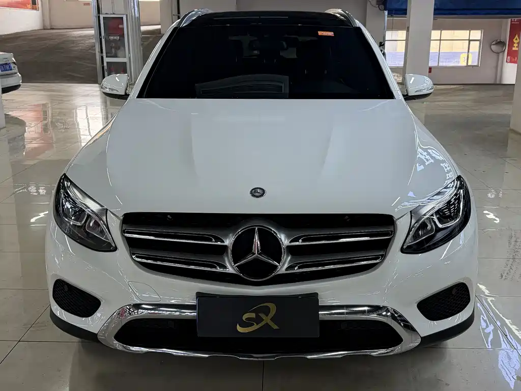 MERCEDES-BENZ GLC