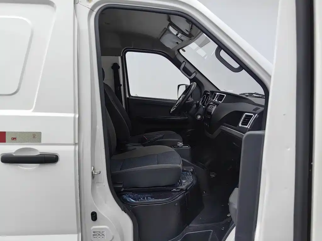 Foton EV6 — миниатюра 23