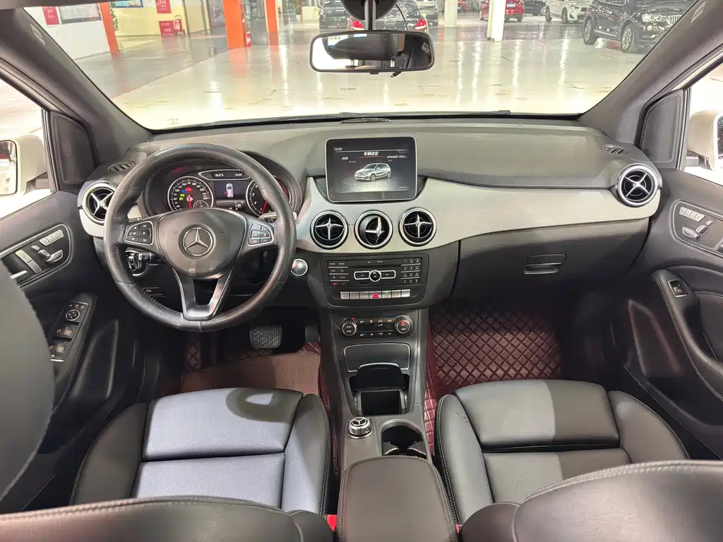 Mercedes-Benz B-Class — миниатюра 9