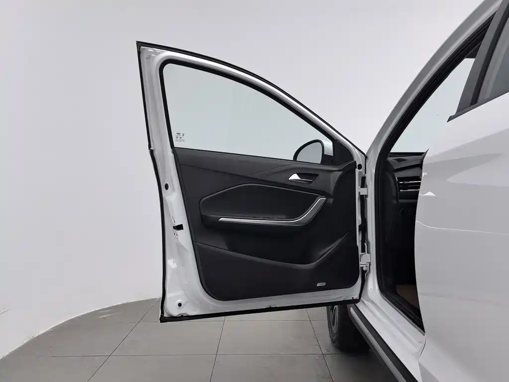 Chery Tiggo 3x — миниатюра 8