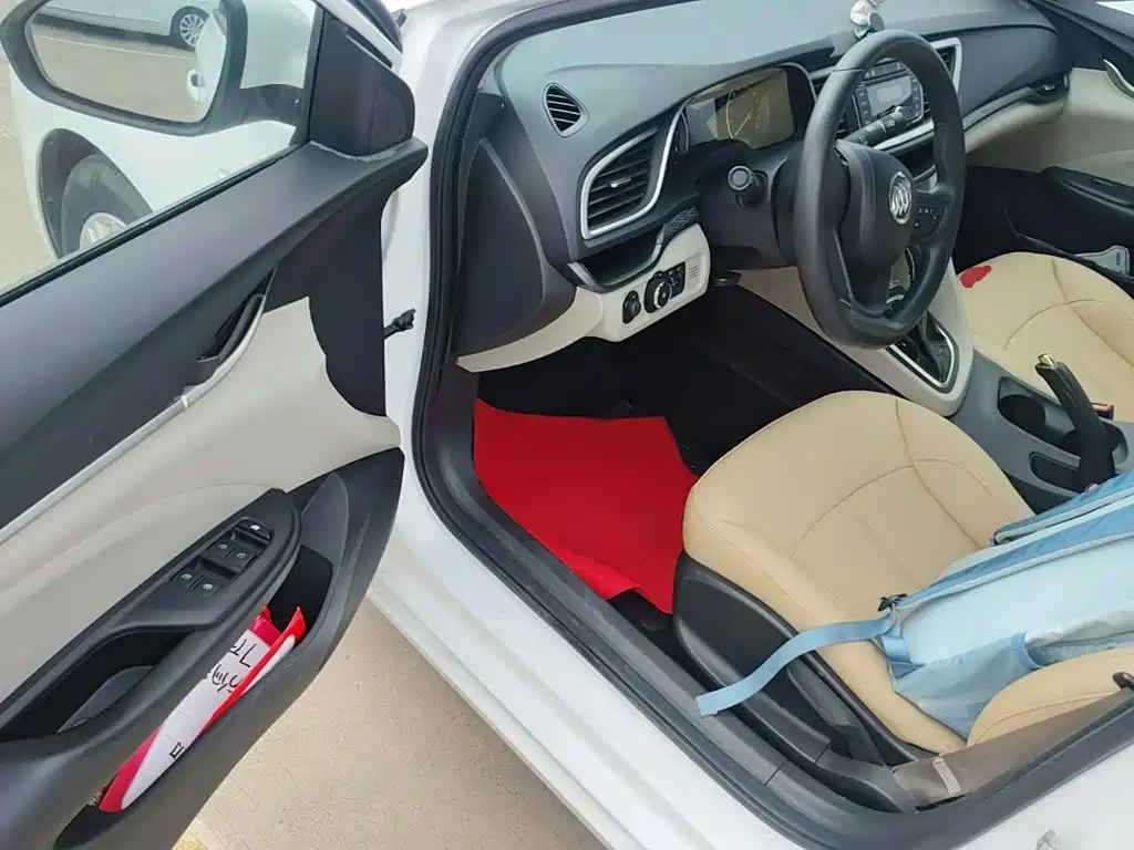Buick Excelle — миниатюра 16