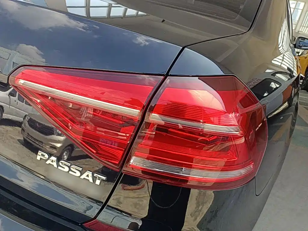 Volkswagen Passat — миниатюра 8