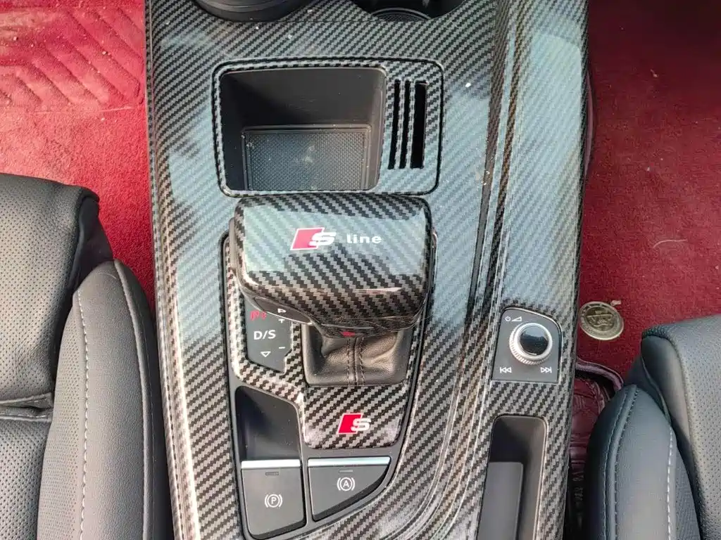 Audi A4L — миниатюра 10
