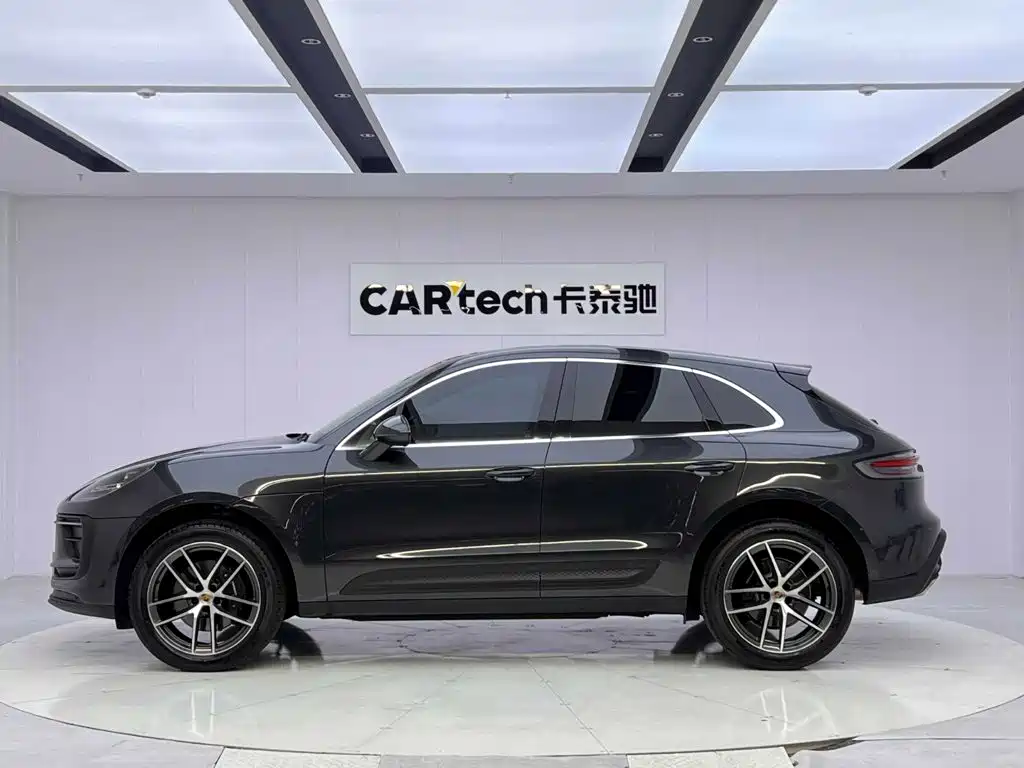 Porsche Macan — миниатюра 2