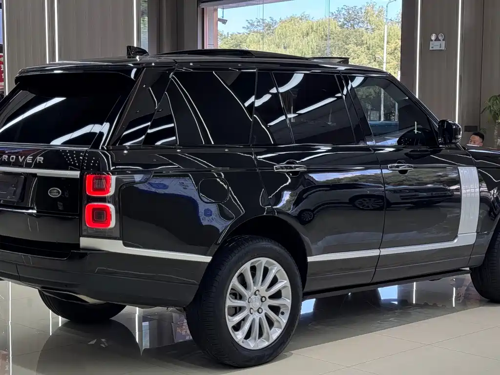 Land Rover Range Rover — миниатюра 15