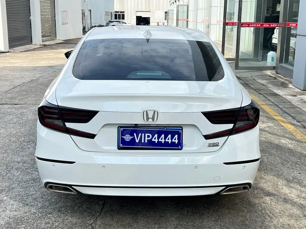 Honda Accord — миниатюра 5
