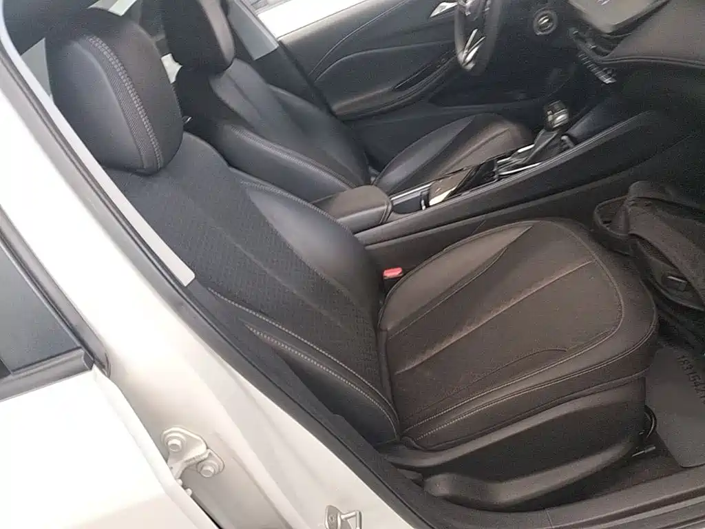 Buick Verano — миниатюра 25