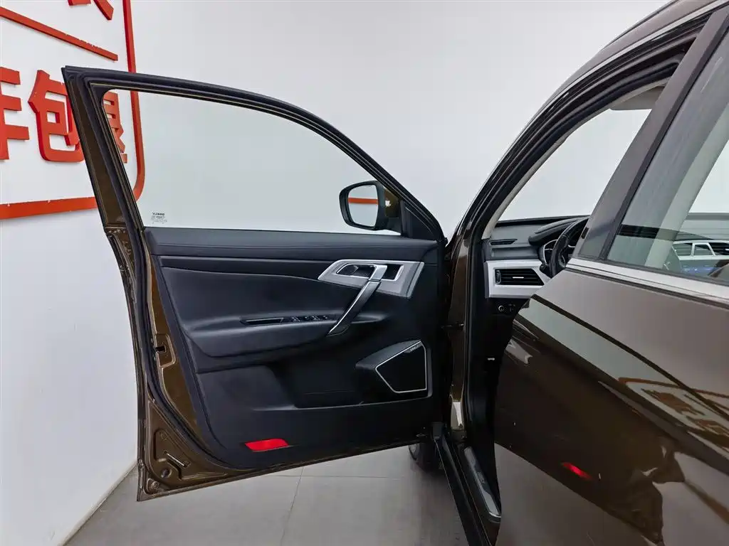 GEELY AUTOMOBILE BOYUE