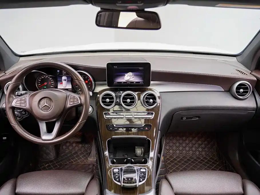 Mercedes-Benz GLC — миниатюра 5