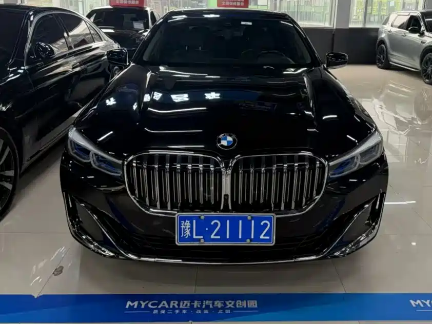 BMW 7 Series — миниатюра 2