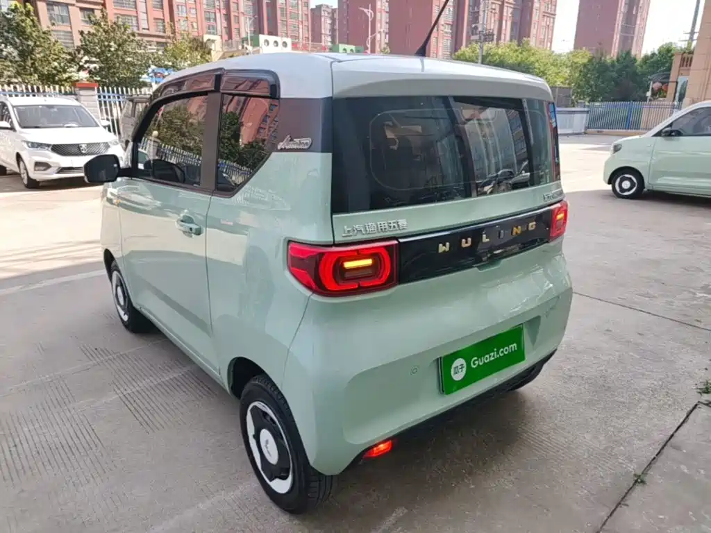 Wuling MINIEV — миниатюра 5