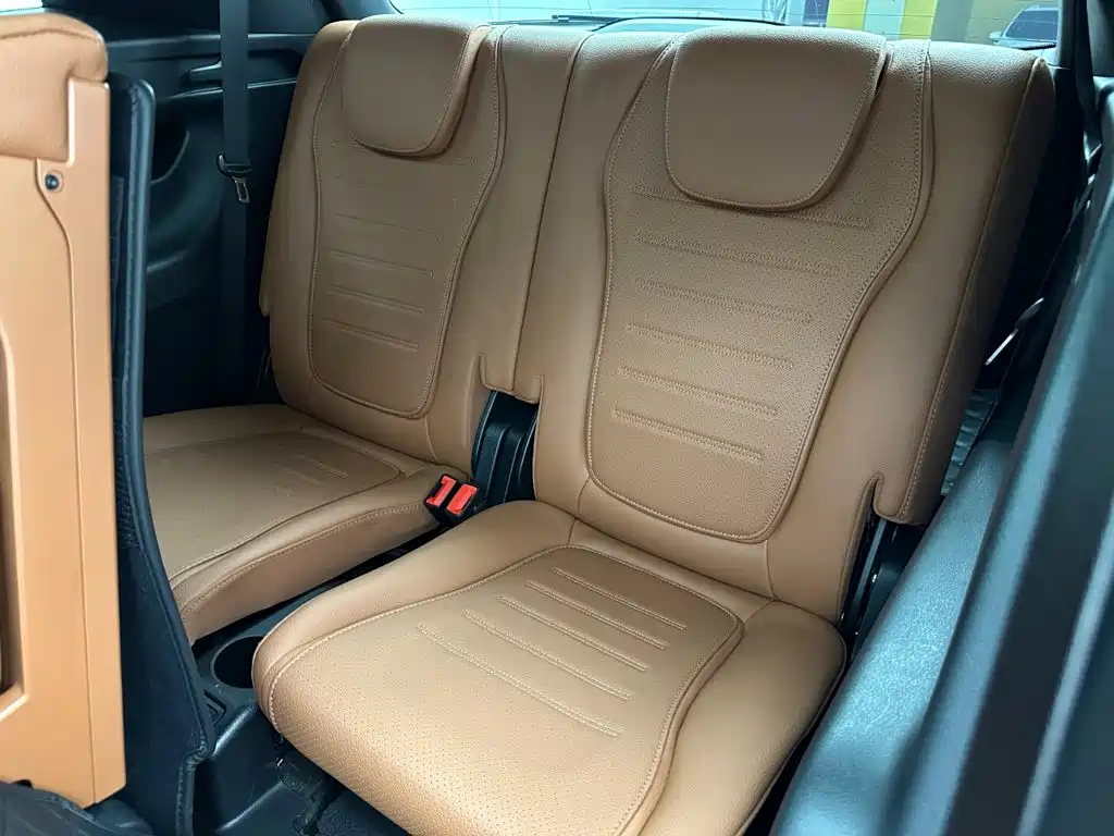 Mercedes-Benz GLC — миниатюра 16