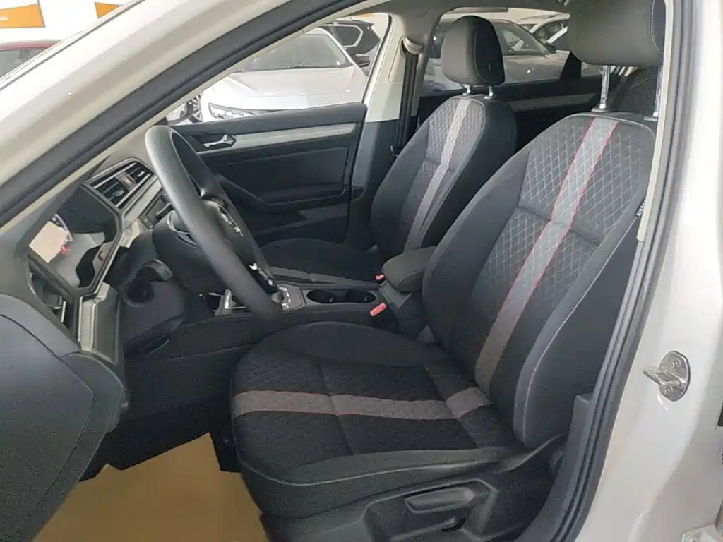 Volkswagen Lamando — миниатюра 15