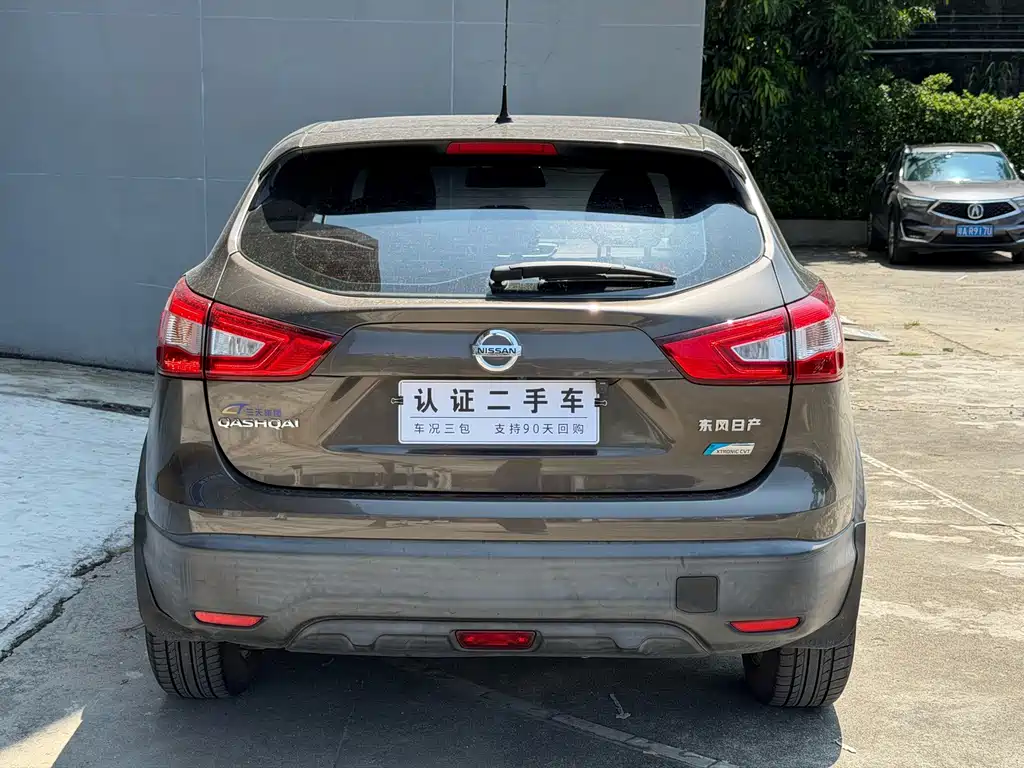 Nissan Qashqai — миниатюра 8