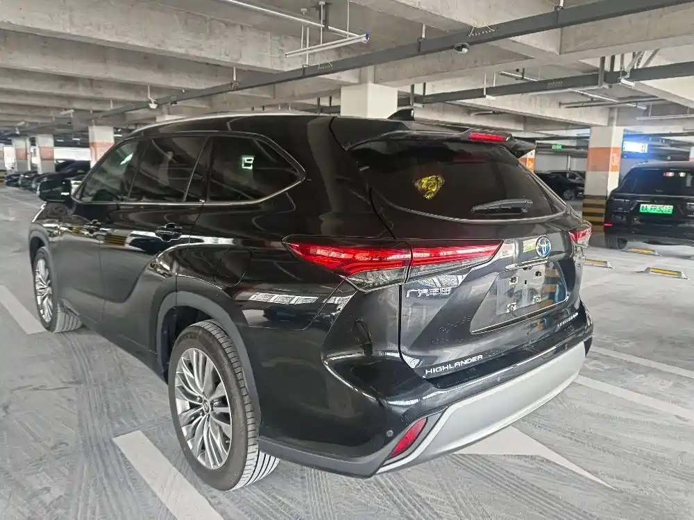 Toyota Highlander — миниатюра 4