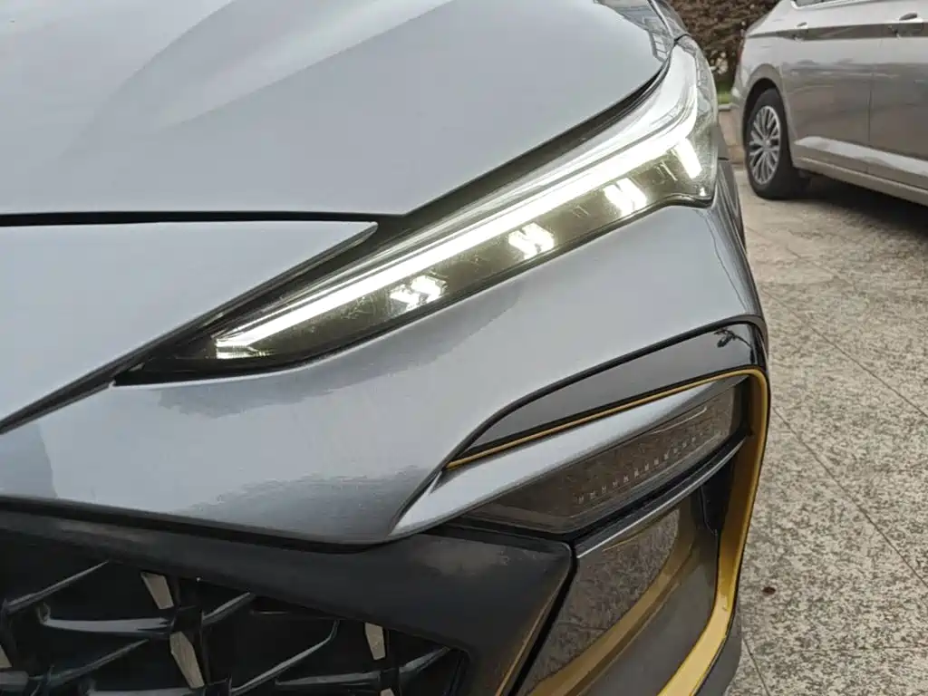 MG MG6 — миниатюра 24