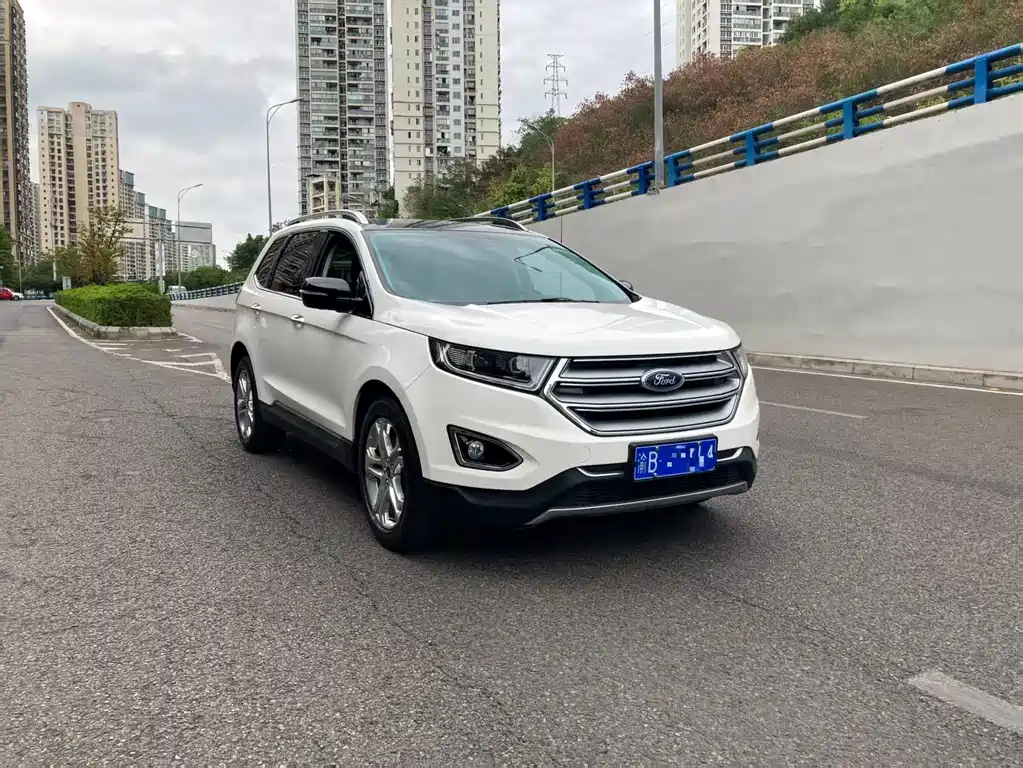 Ford Edge — миниатюра 3