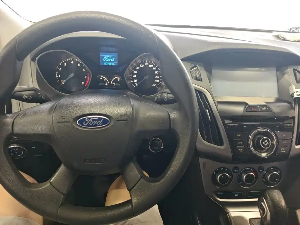 Ford Focus — миниатюра 9