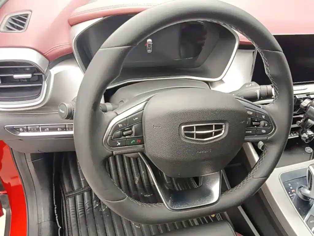 Geely Binyue — миниатюра 11