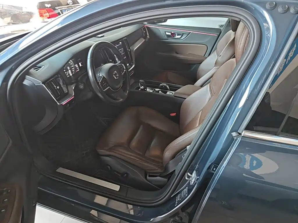 Volvo S60 — миниатюра 15