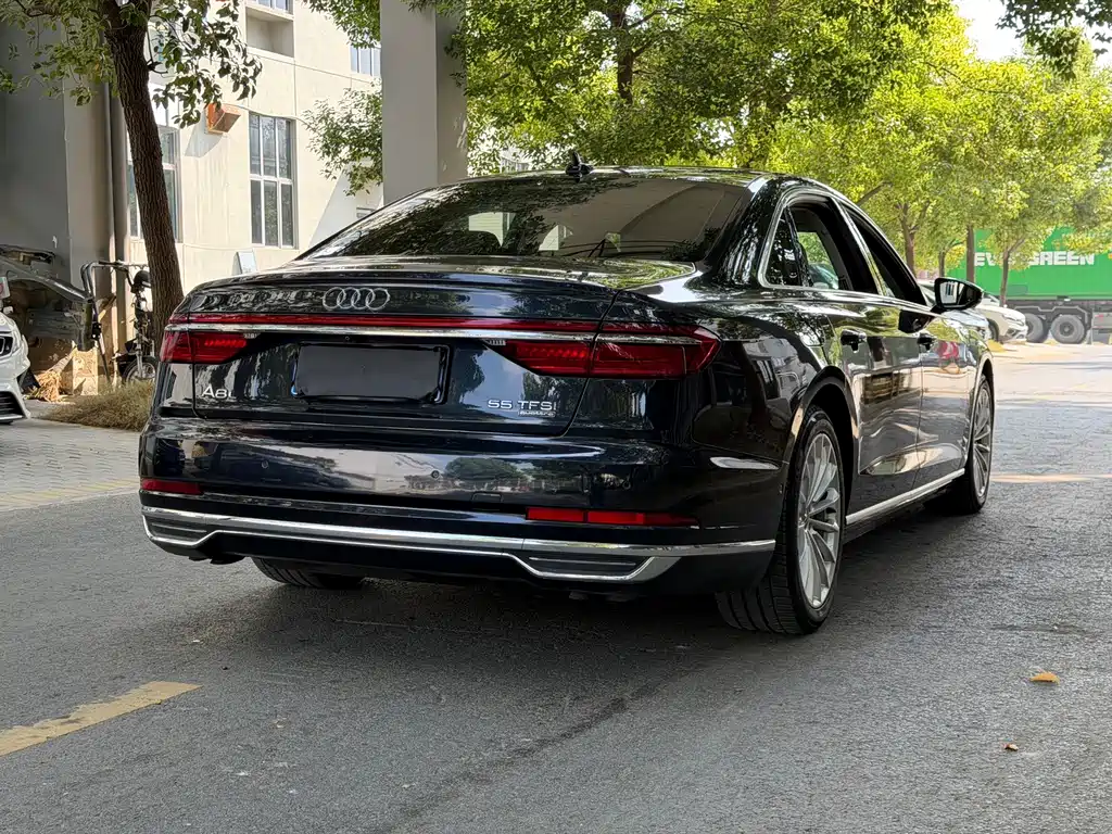 Audi A8 — миниатюра 17
