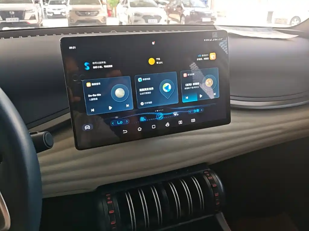 BYD Yuan Plus — миниатюра 13