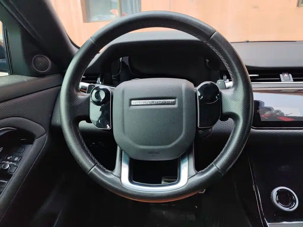 Land Rover Evoque — миниатюра 3