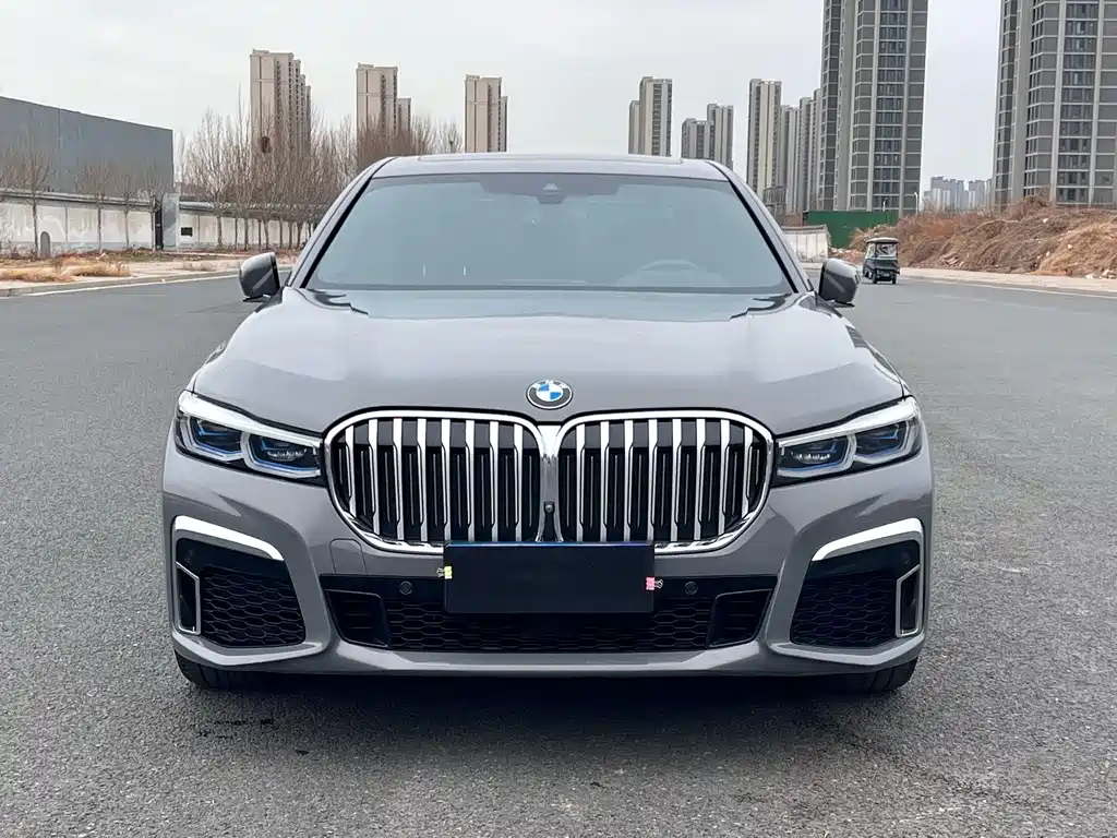 BMW 7 SERIES