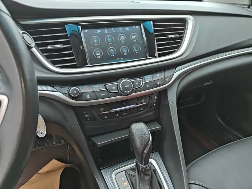 Buick Excelle — миниатюра 13