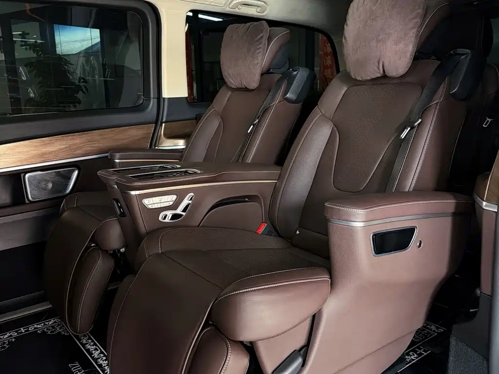 Mercedes-Benz V-Class — миниатюра 9