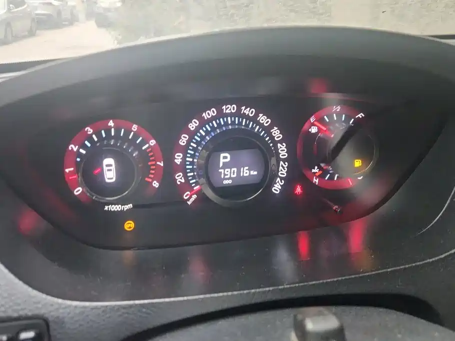 Luxgen Big 7 SUV — миниатюра 14