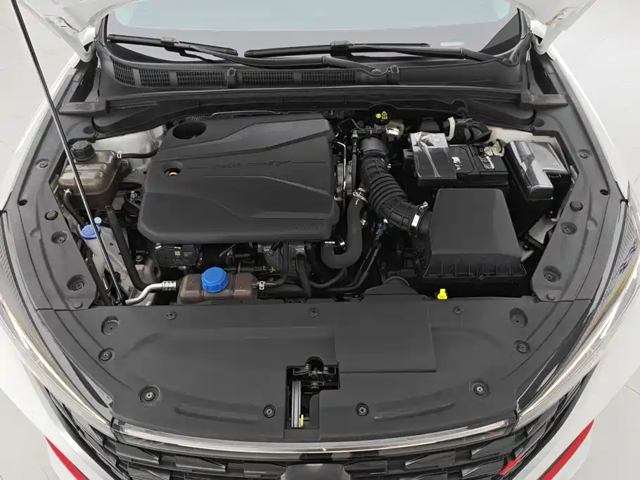 Changan Eado — миниатюра 10
