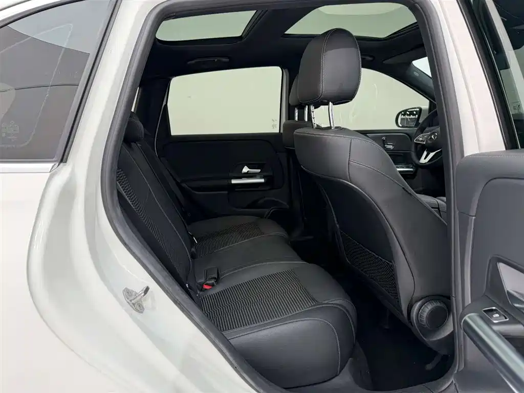 MERCEDES-BENZ B CLASS